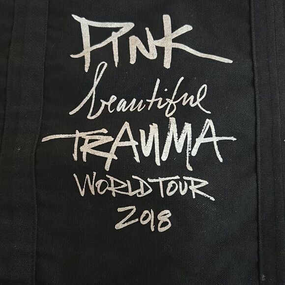 PINK World Tour Black Tote - Picture 2 of 2